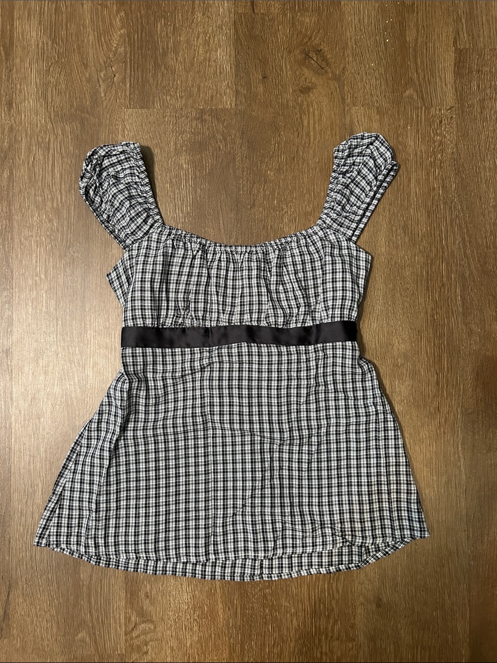 Hollister Black and White Gingham Ruffle-Strap Tank with Waist Ribbon